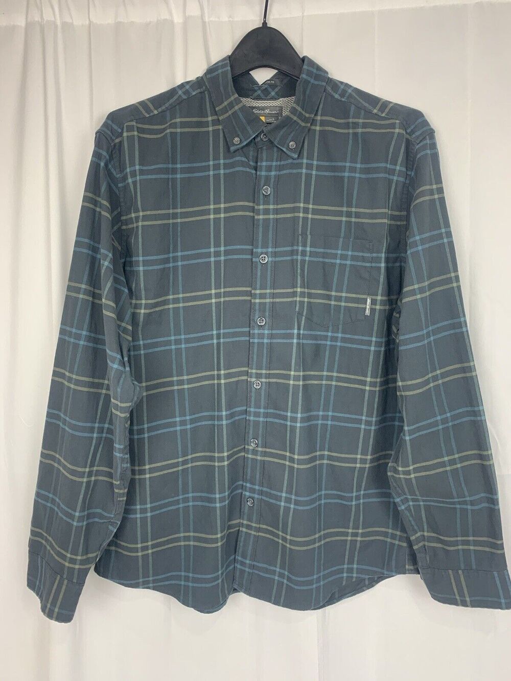 Eddie Bauer Mens Classic Fit Plaid Long Sleeve Button Up Shirt Dark Gray Blue L